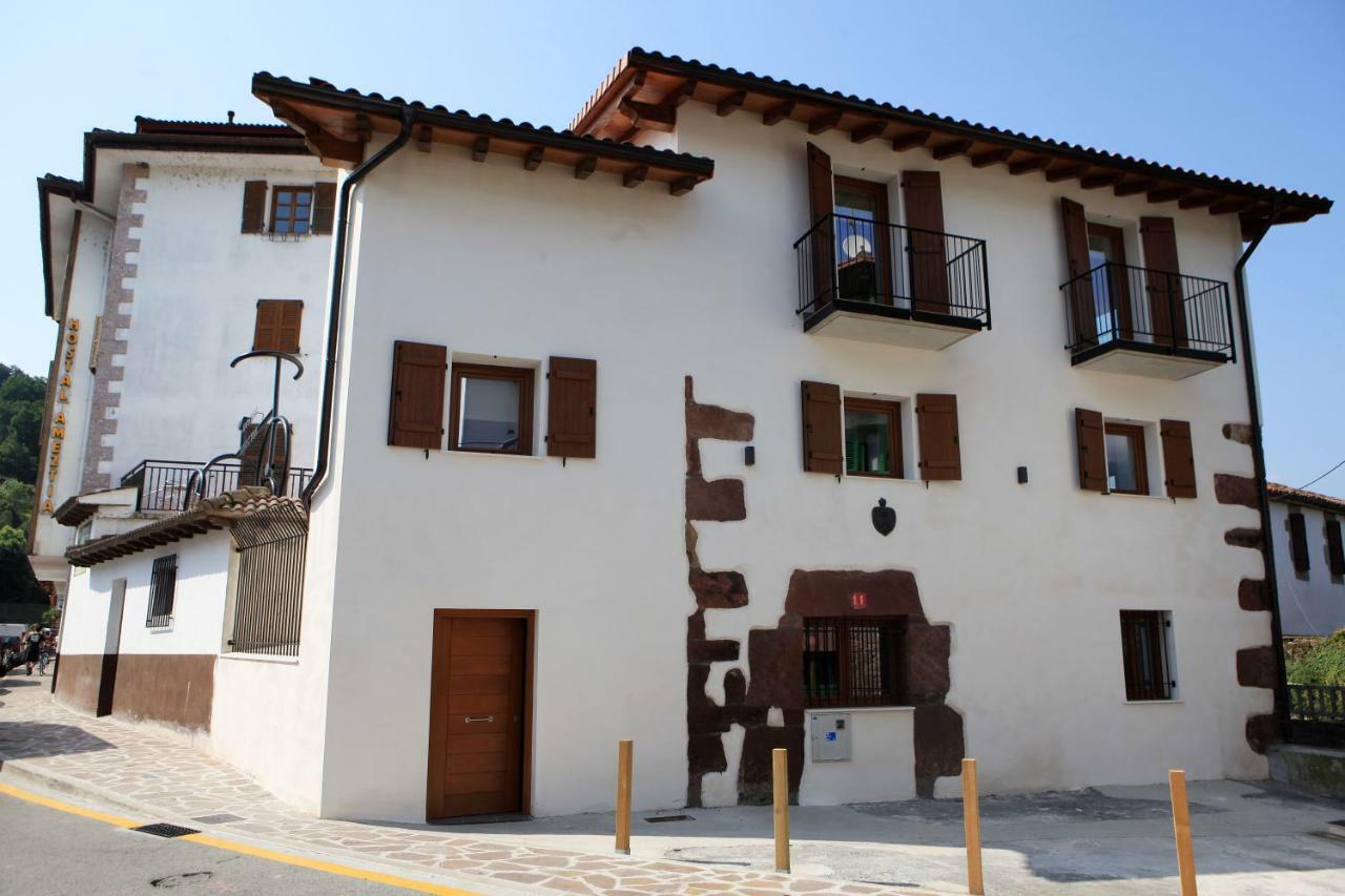 Hostal Ameztia Doneztebe Εξωτερικό φωτογραφία